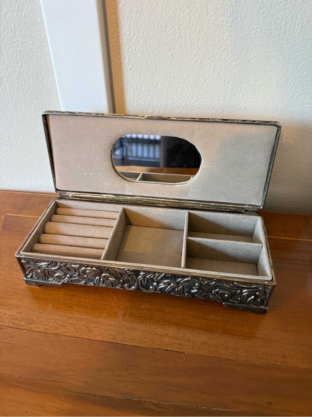 Godinger Real Silver Floral Jewelry Organizer with Beige Lining